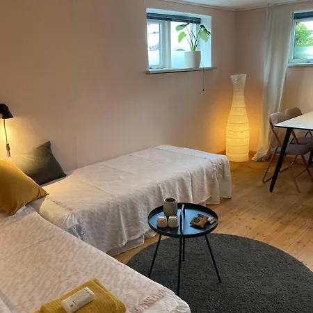 Hyggelig M Have Taet Pa Soerne Apartment *