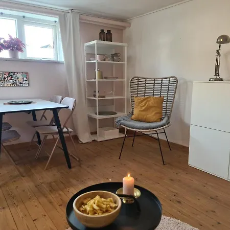 Apartment Hyggelig M Have Taet Pa Soerne *
