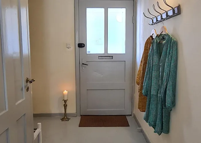 Апартаменты Hyggelig M Have Taet Pa Soerne *